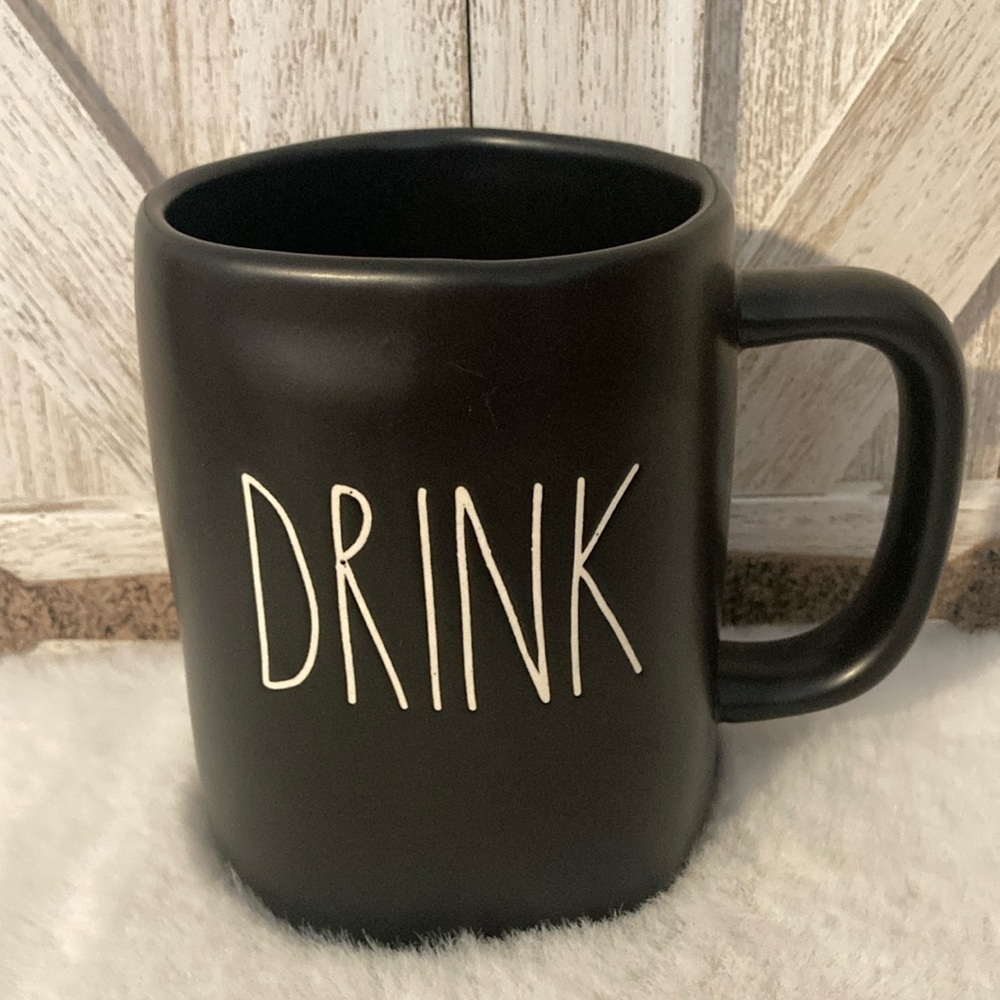 Rae Dunn Drink Mug
